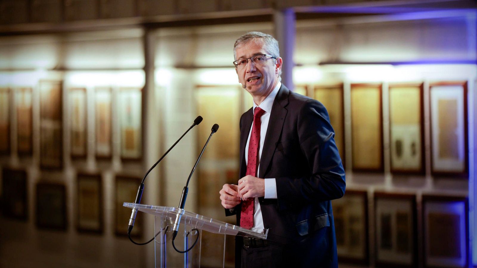 Hernández de Cos concluye este lunes su mandato al frente  del Banco de España con su relevo aún en el aire