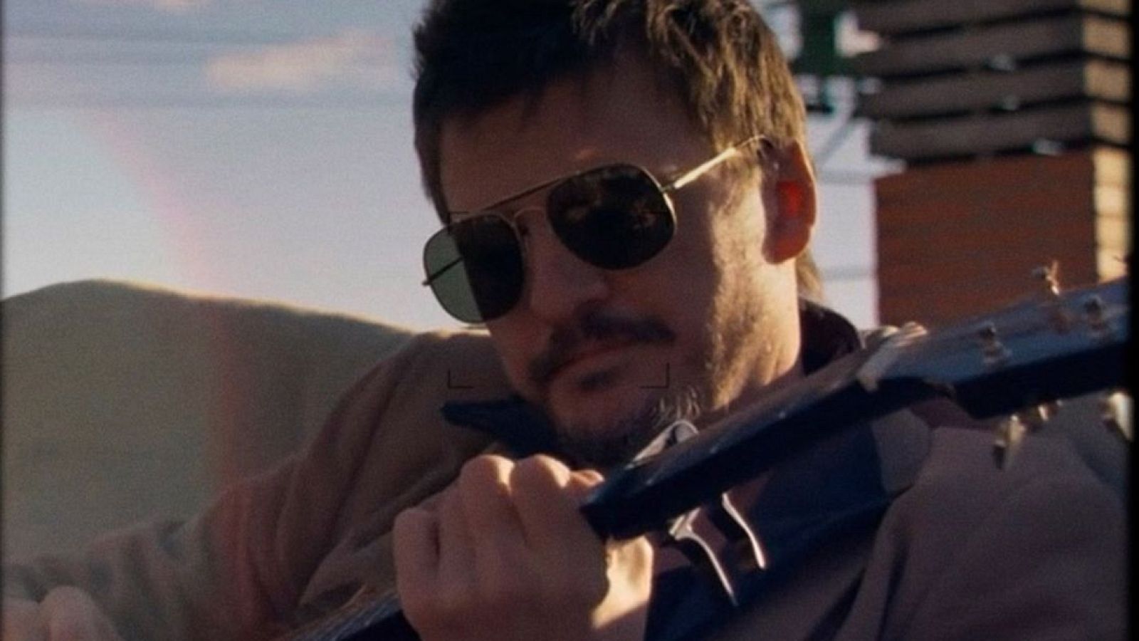 CARTEL OFICIAL nuevos logos