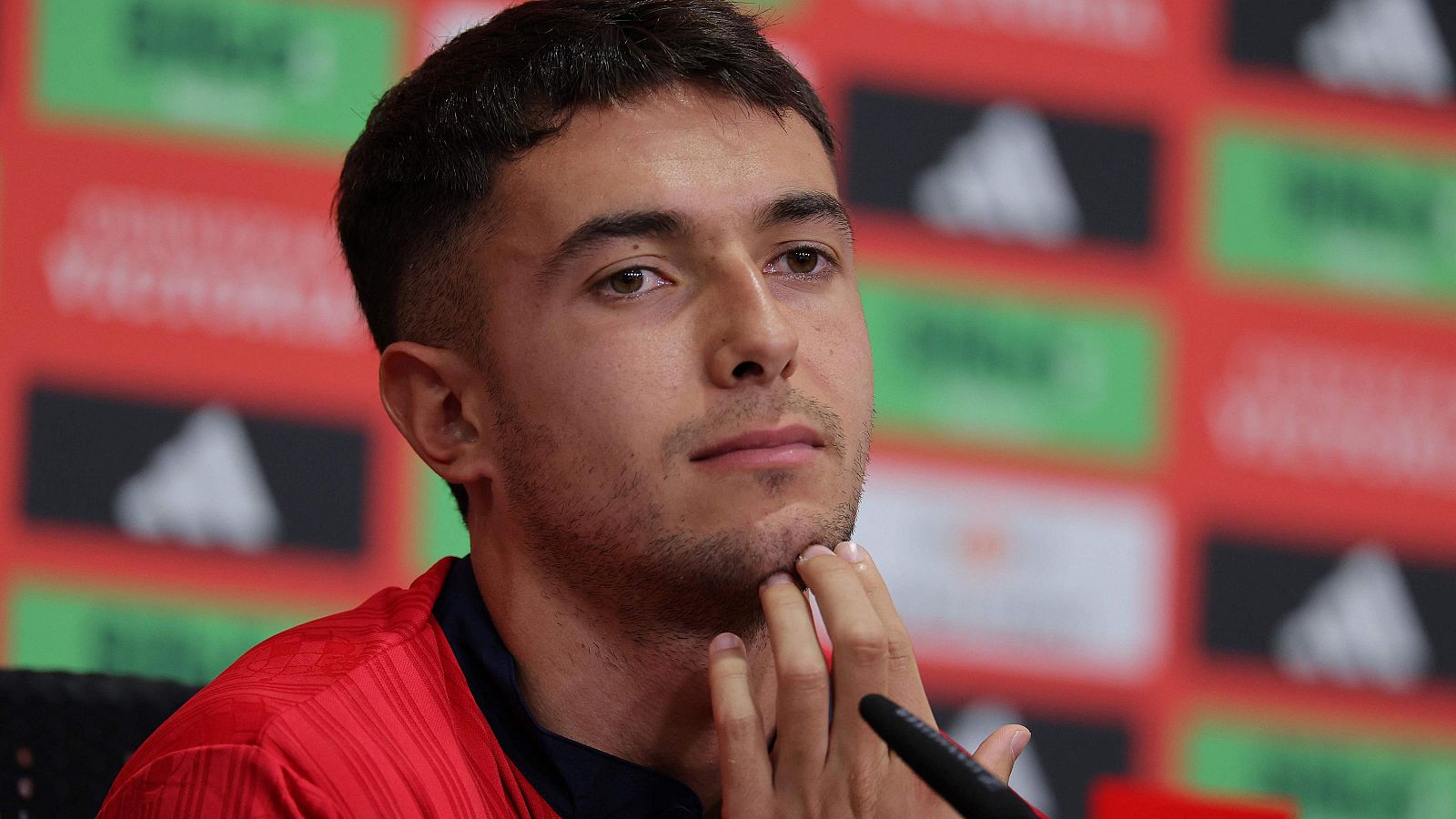 Zubimendi comparece en rueda de prensa