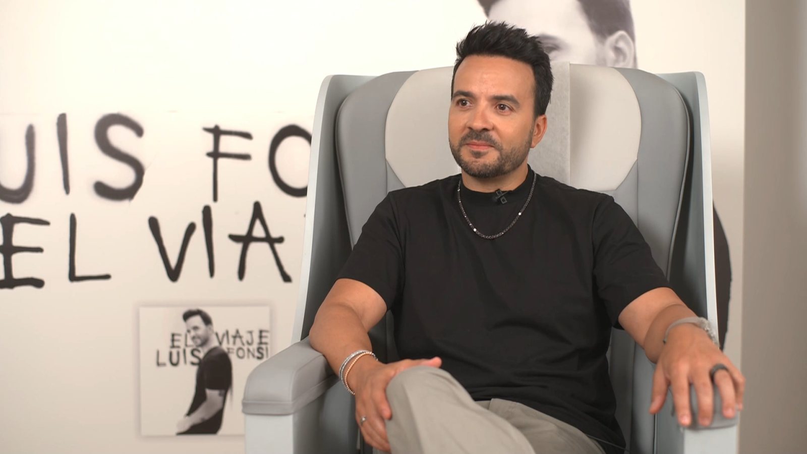 Luis Fonsi presenta 'El viaje', su nuevo disco