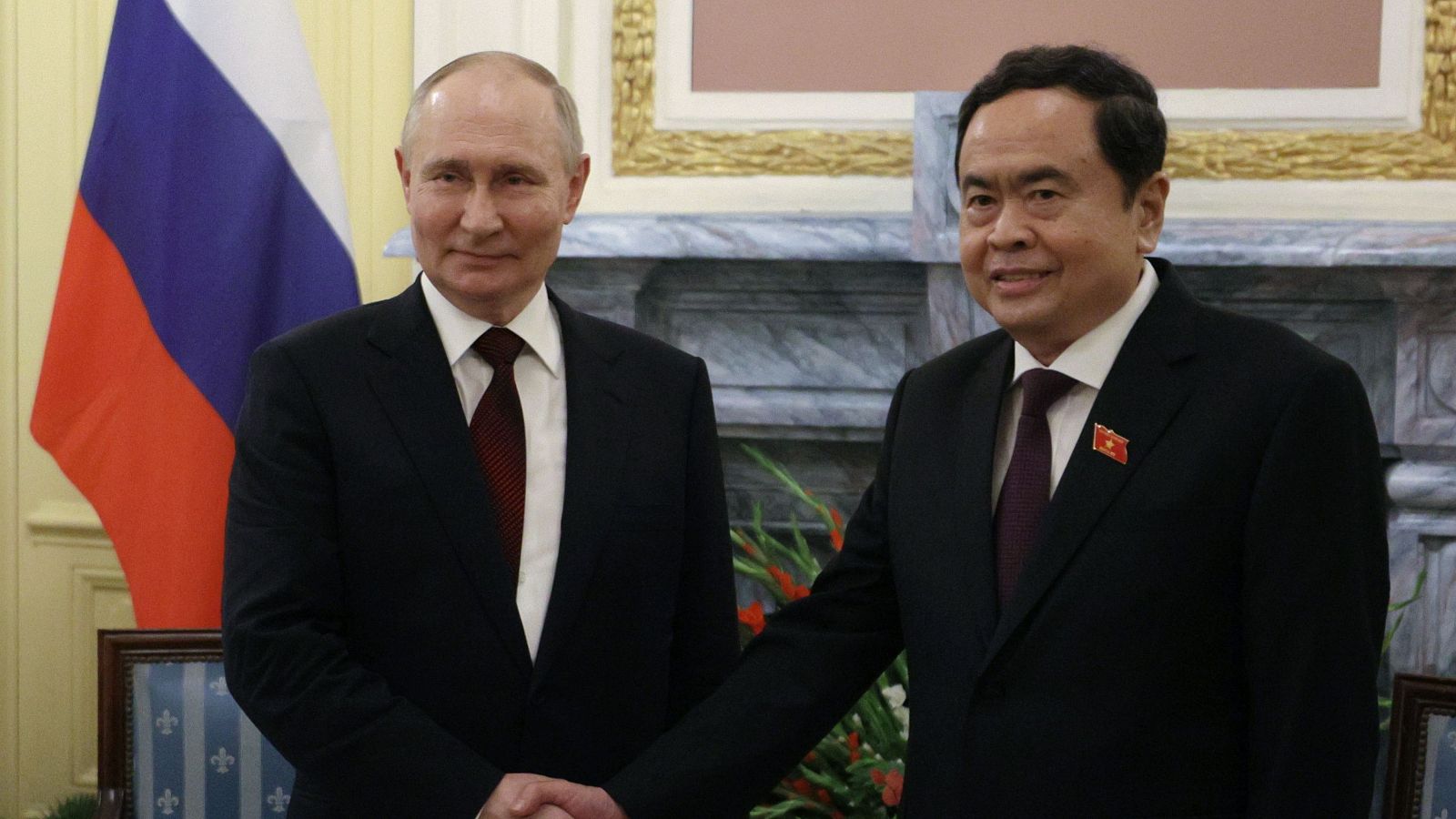 Rusia y Vietnam forjan una alianza defensiva ante el aislamiento internacional de Moscú