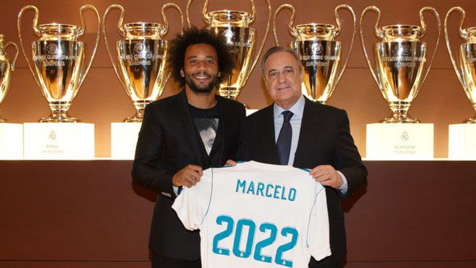Marcelo: "Es un orgullo inmenso entrar en la historia del Real Madrid"