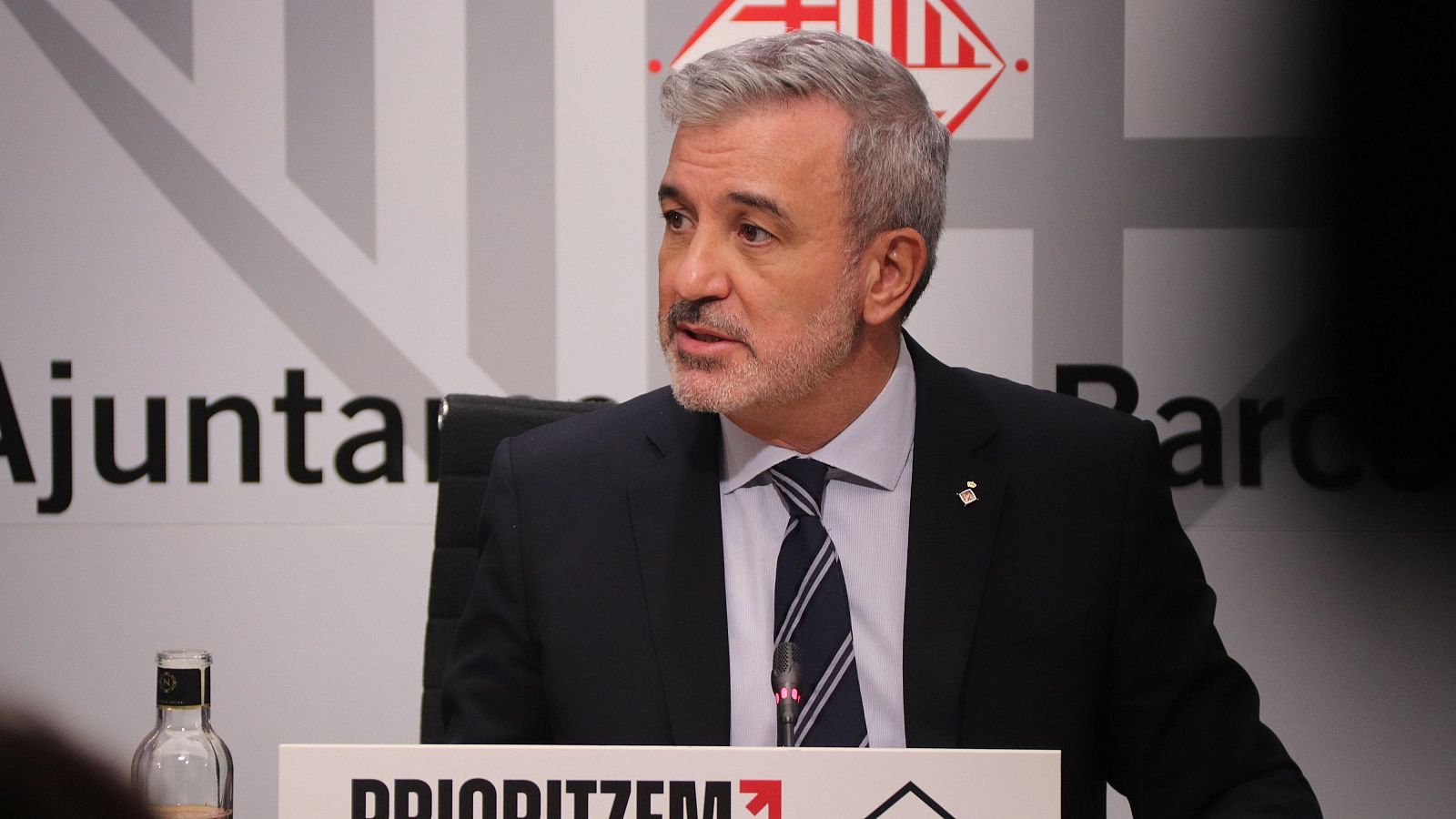 L'Ajuntament de Barcelona planteja no renovar llicències i que els 10.000 pisos turístics passin a ser residencials el novembre del 2028.