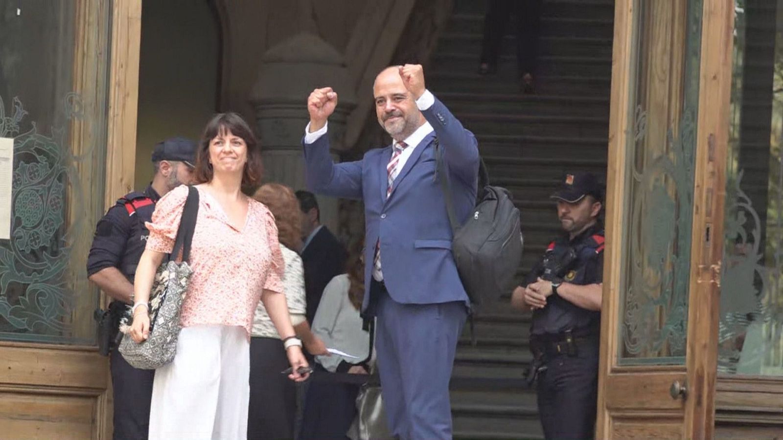 L'exconseller d'Interior Miquel Buch a les portes de l'Audiència de Barcelona