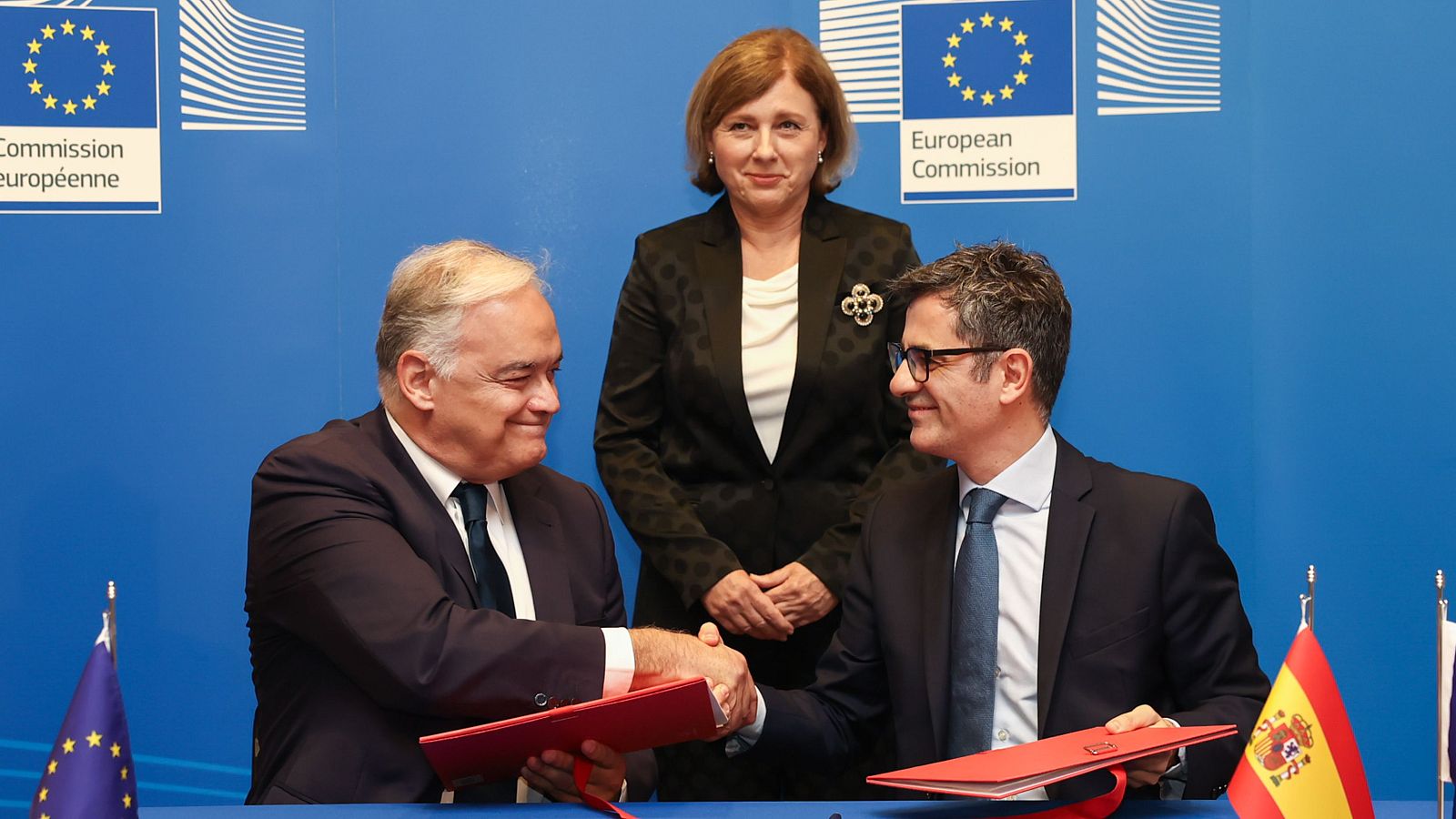 Pons (PP) y Bolaños (PSOE) acuerdan renovar el CGPJ