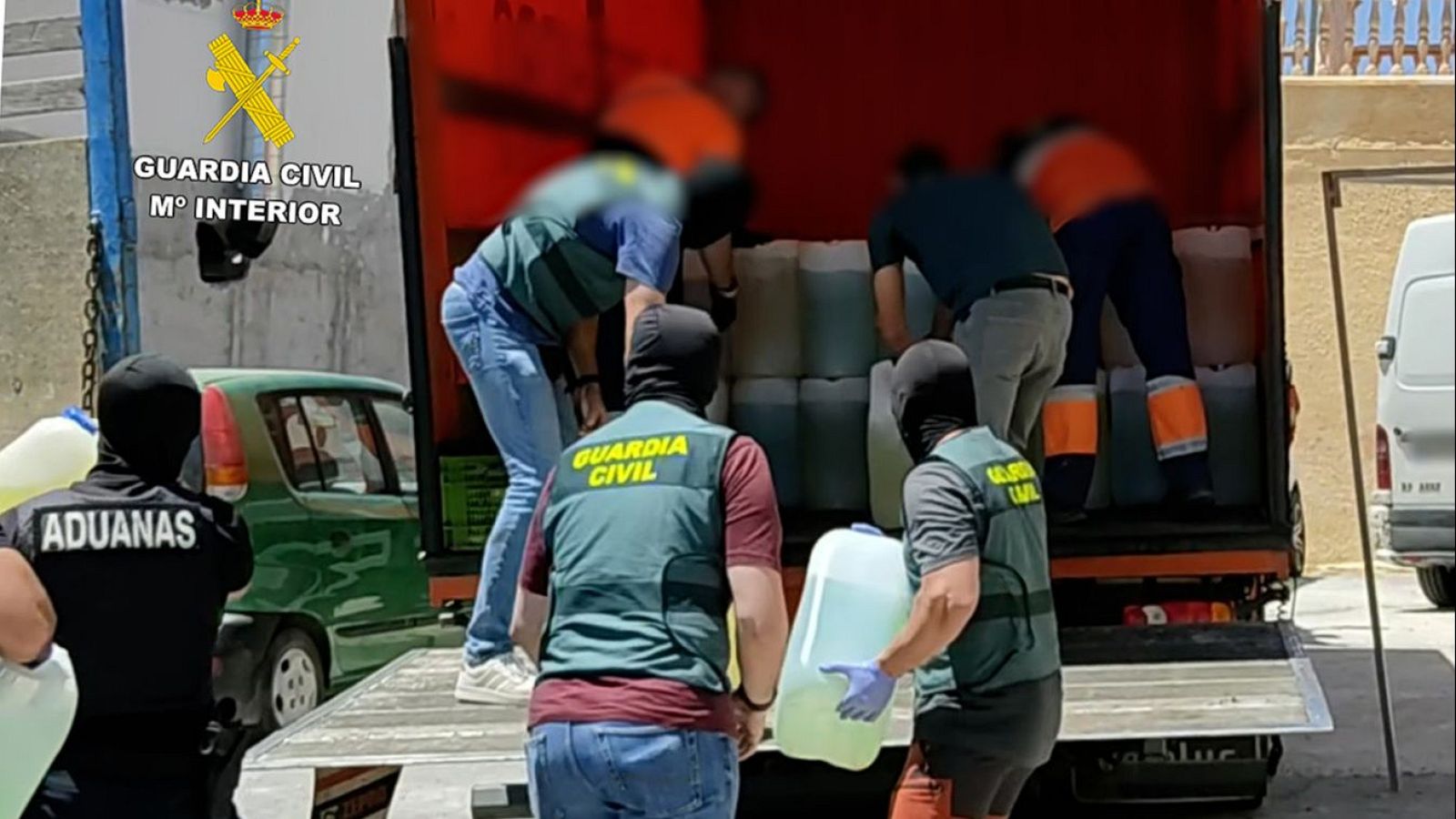 La operación contra los petaqueros en Almería concluye con 50 detenidos