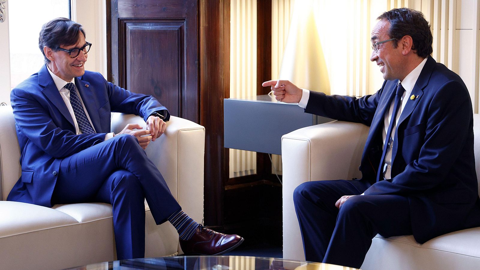 Salvador Illa se reúne con el presidente del Parlament, Josep Rull