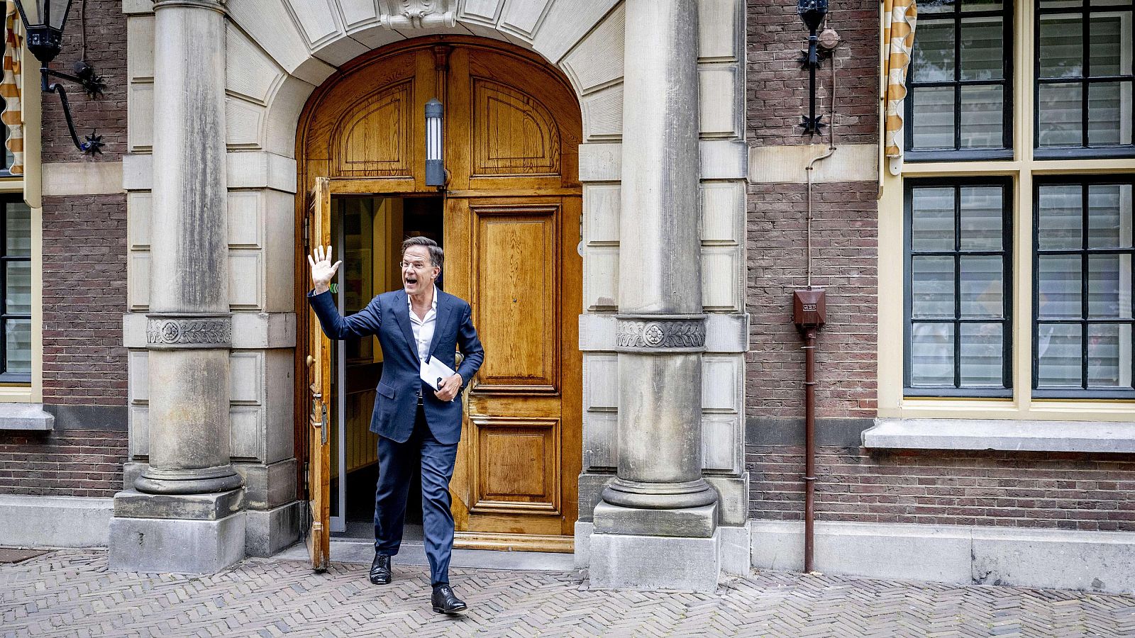Rutte se despide en un discurso a la nación