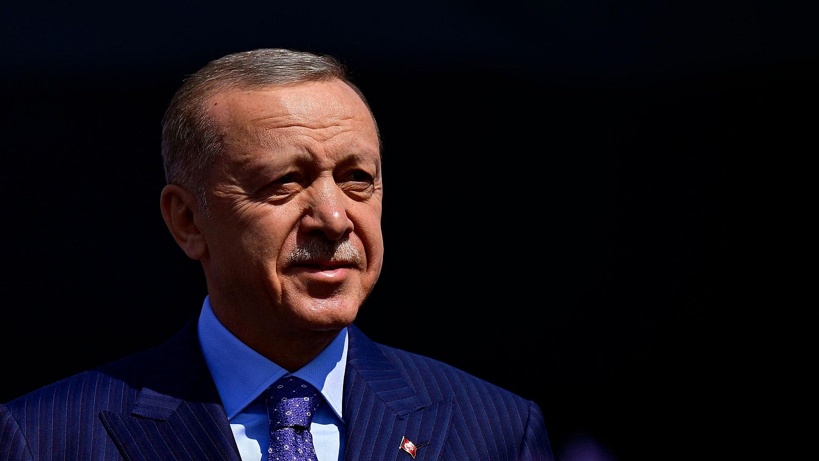 El presidente de Turquía Recep Tayyip Erdogan apela a la UEFA a reconsiderar la sanción a Demiral
