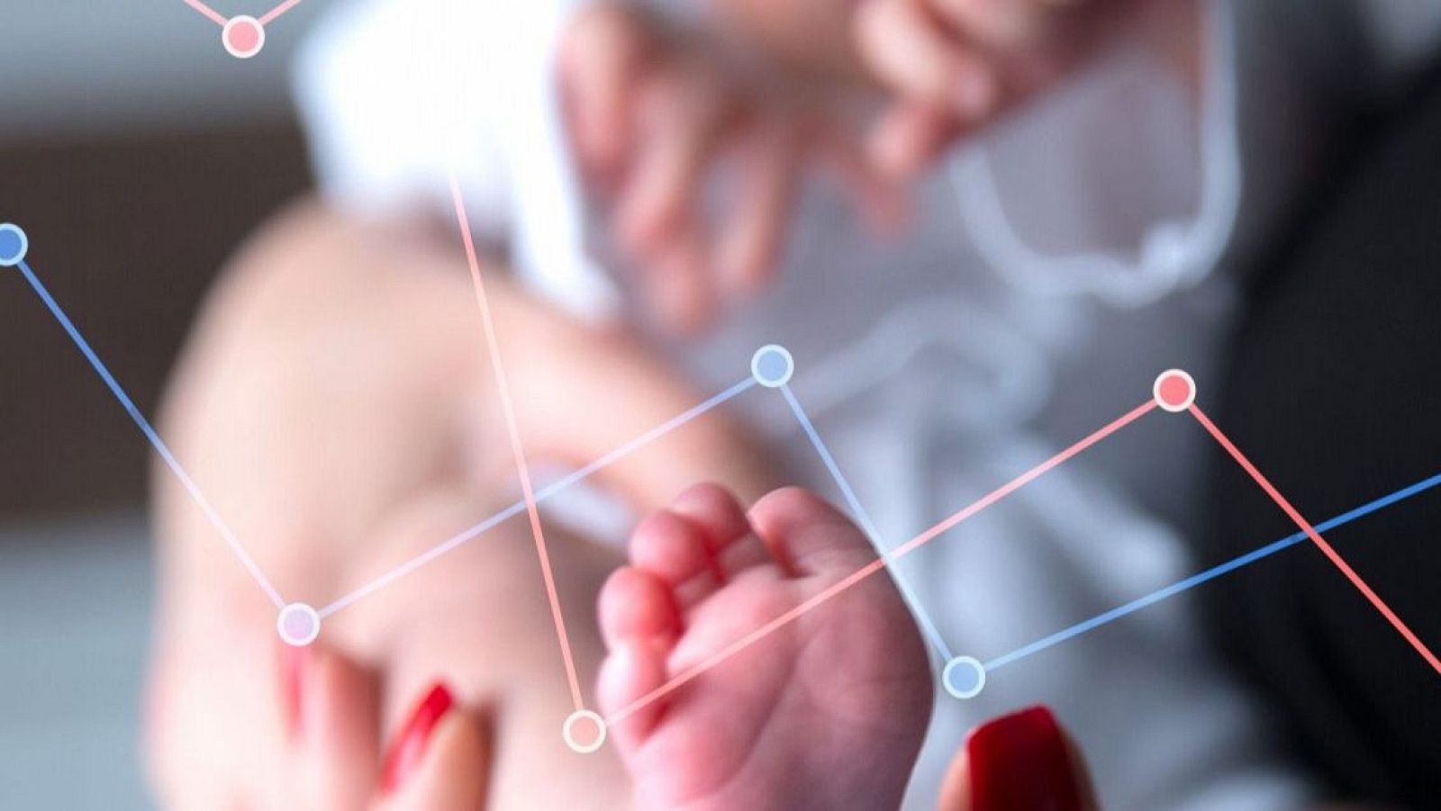 Continua la tendència a la baixa de la natalitat a Catalunya encetada el 1995