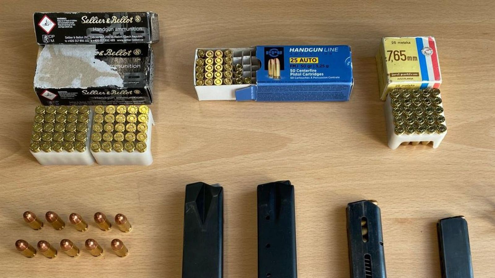 Armas incautadas por la Policía Nacional