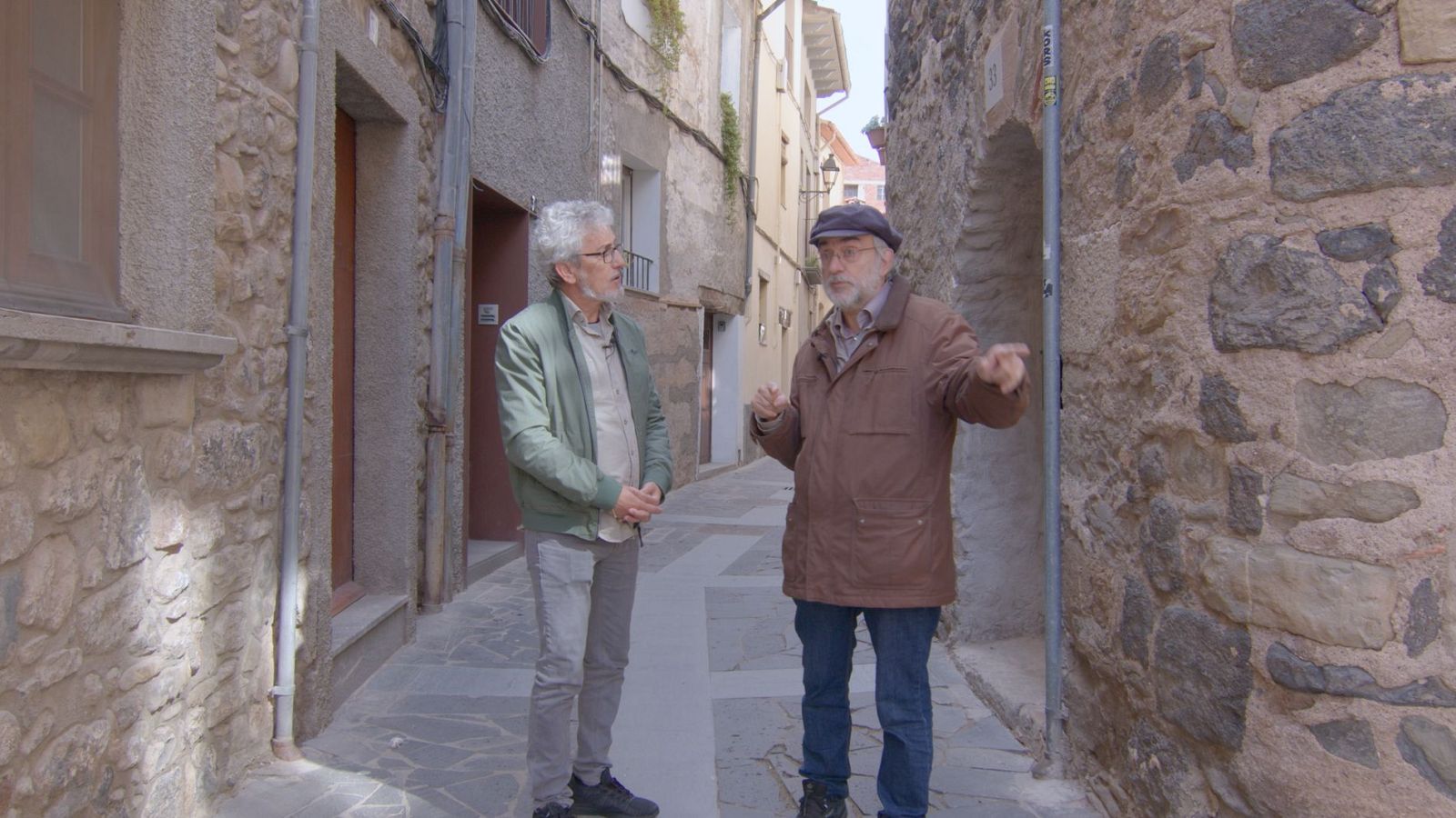 'De carrer' visita Castellfollit de la Roca