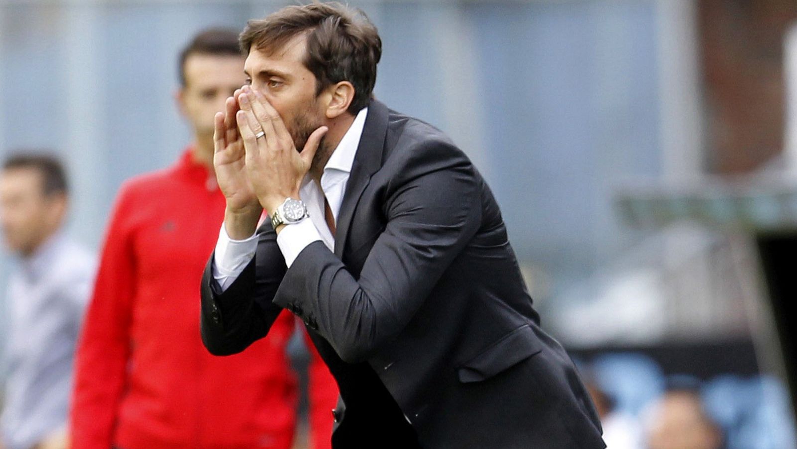 El Alavés despide a Luis Zubeldía, primer entrenador destituido en Primera