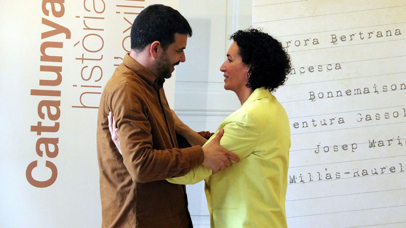 Marta Rovira i Rubén Wagensberg en un acte de la campanya del 12-M a Suïssa