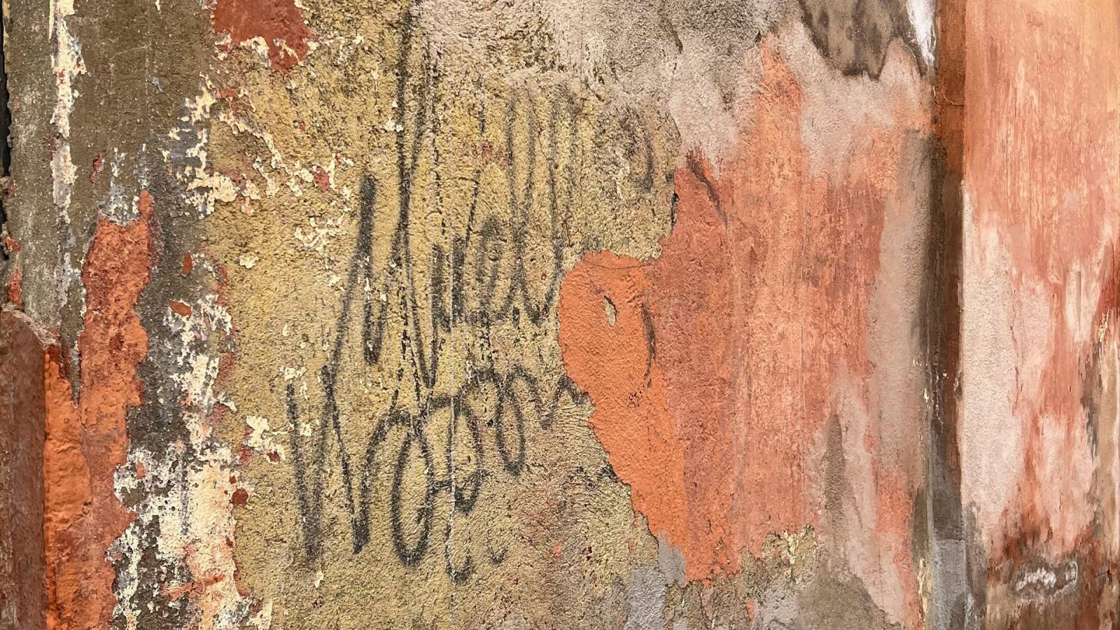 Firma de Muelle descubierta en Madrid durante una obra en el mes de mayo.