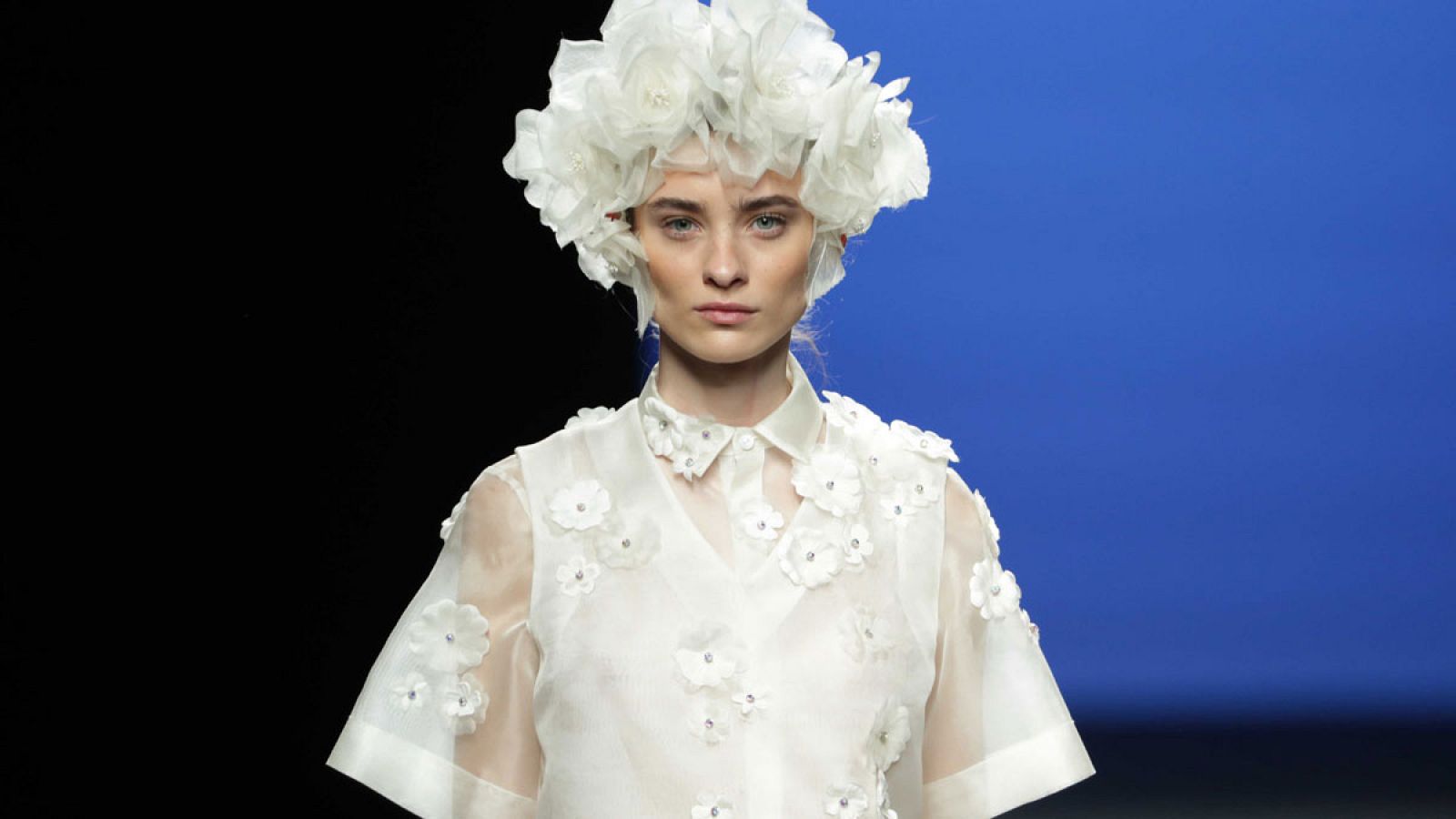 Una modelo en el desfile de The 2nd Skin Co.