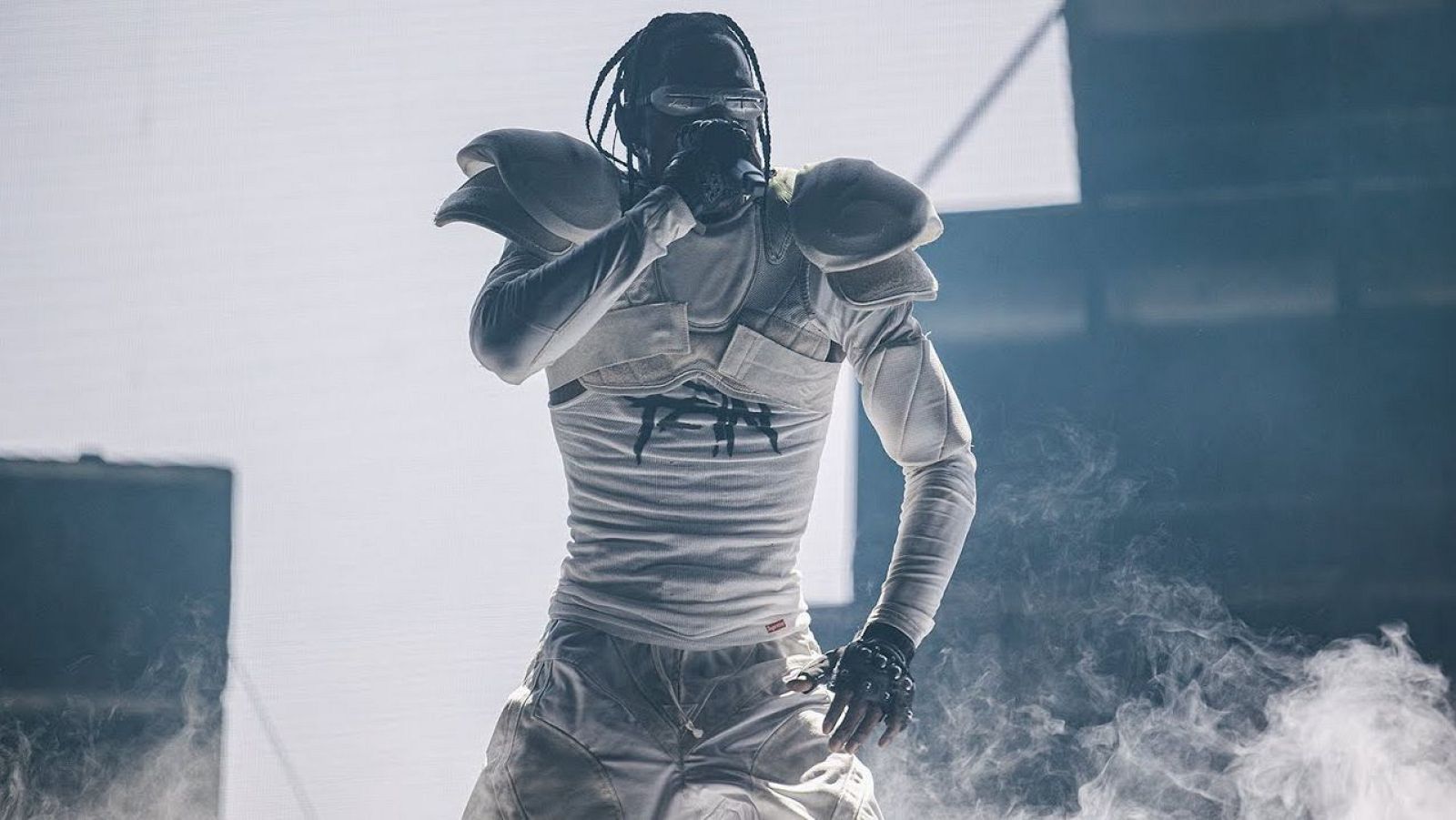 Travis Scott en el live de "Circus Maximus"