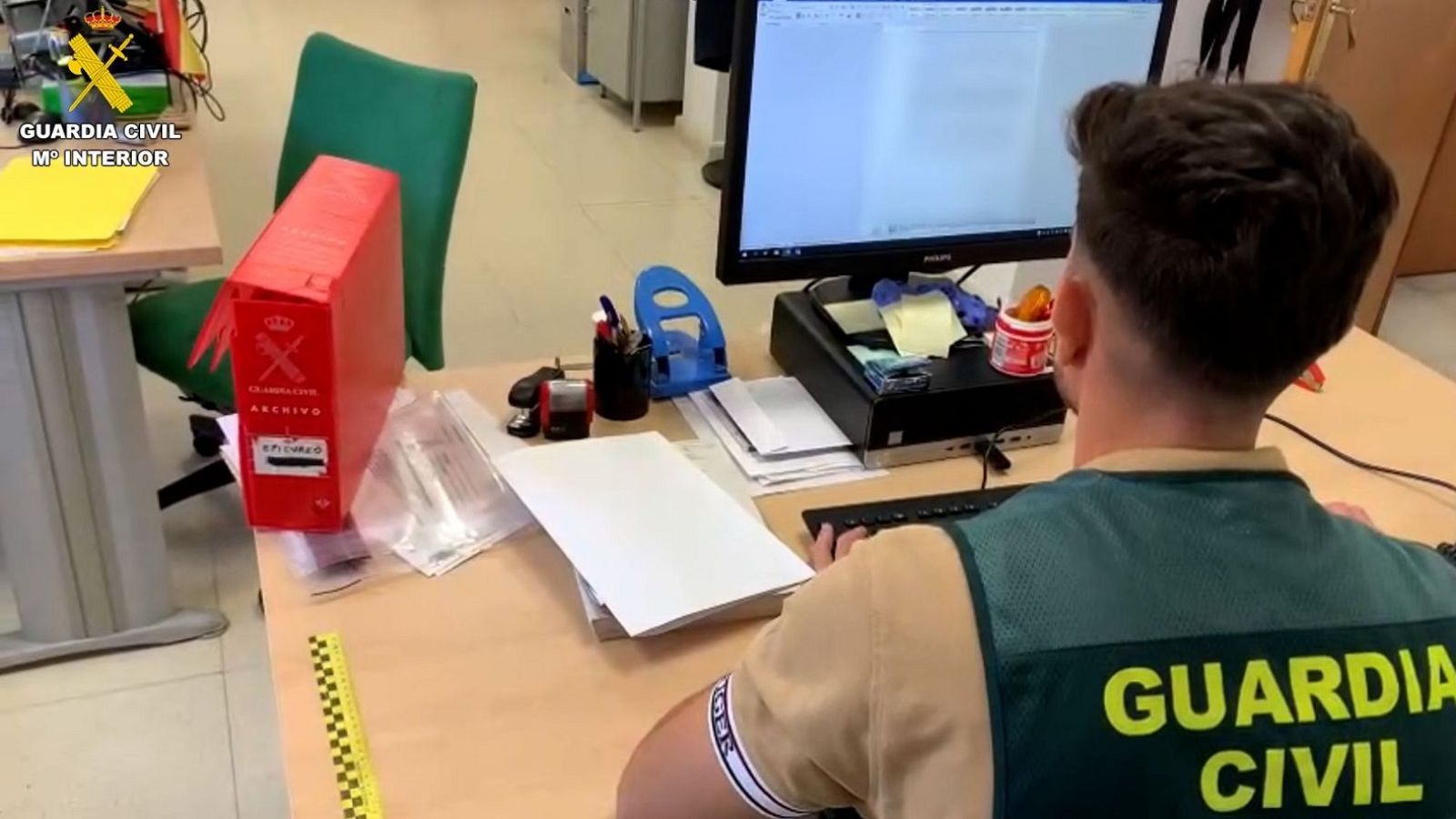 Agente de la Guardia Civil de Huelva en la operación Epicureo