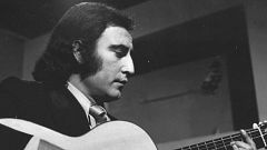 'Lazos de sangre' rinde homenaje a Peret, rey de la rumba