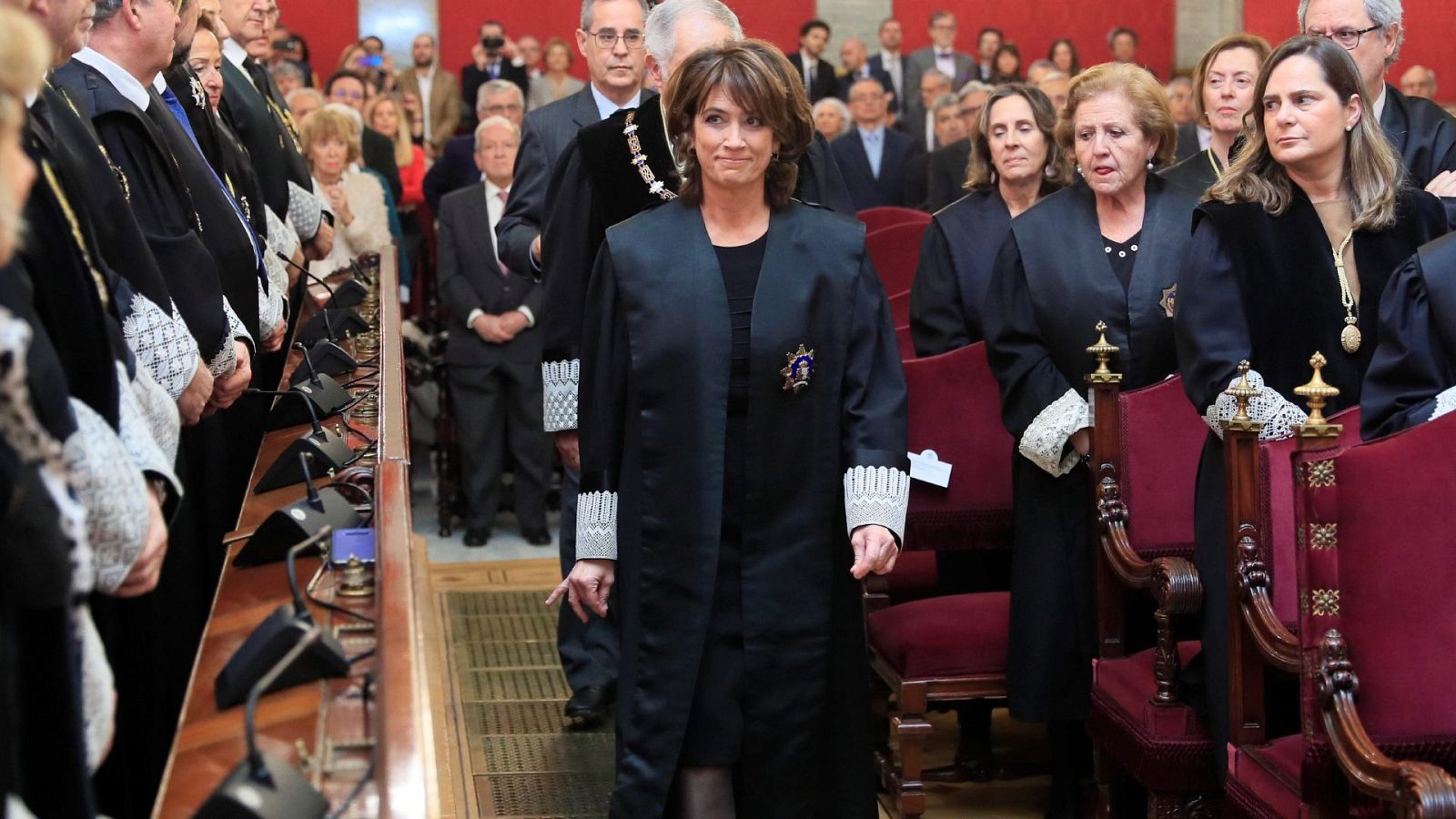 Dolores Delgado (c) durante el acto de su toma de posesión como fiscal general del Estado