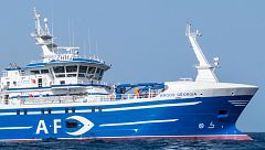 Medios aéreos y dos barcos retoman la búsqueda de los desaparecidos en el naufragio del Argos Georgia
