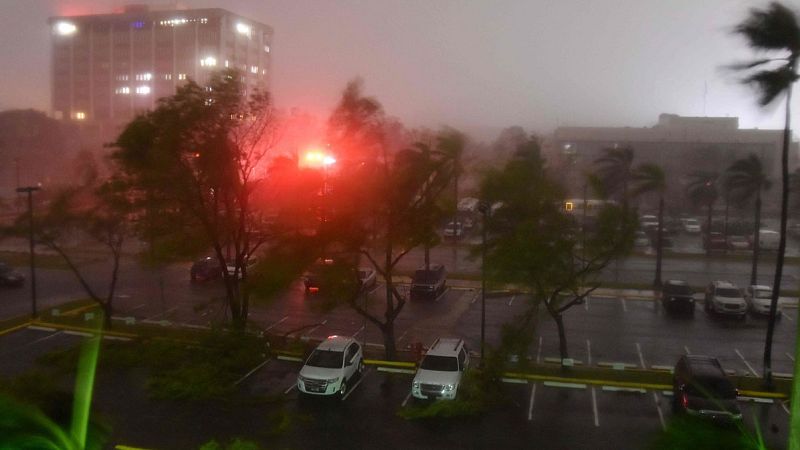 El huracán María se dirige a Puerto Rico tras causar estragos en las islas del Caribe