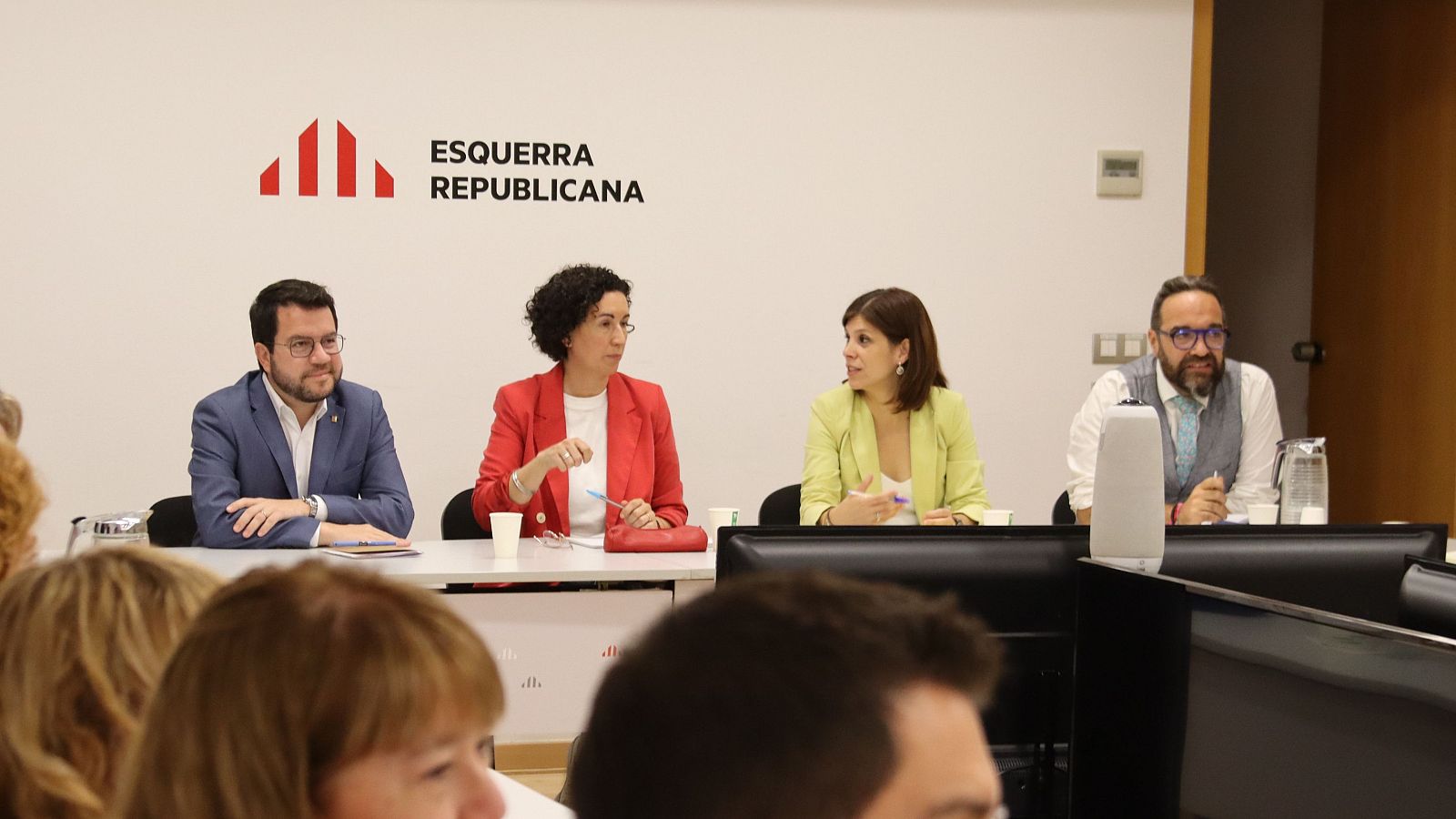Dirigents d'ERC durant la primera reunió de la permanent amb la secretària general del partit, Marta Rovira