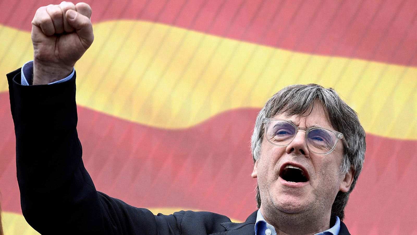 Viaje de Puigdemont a España: los Mossos blindan el Parlament