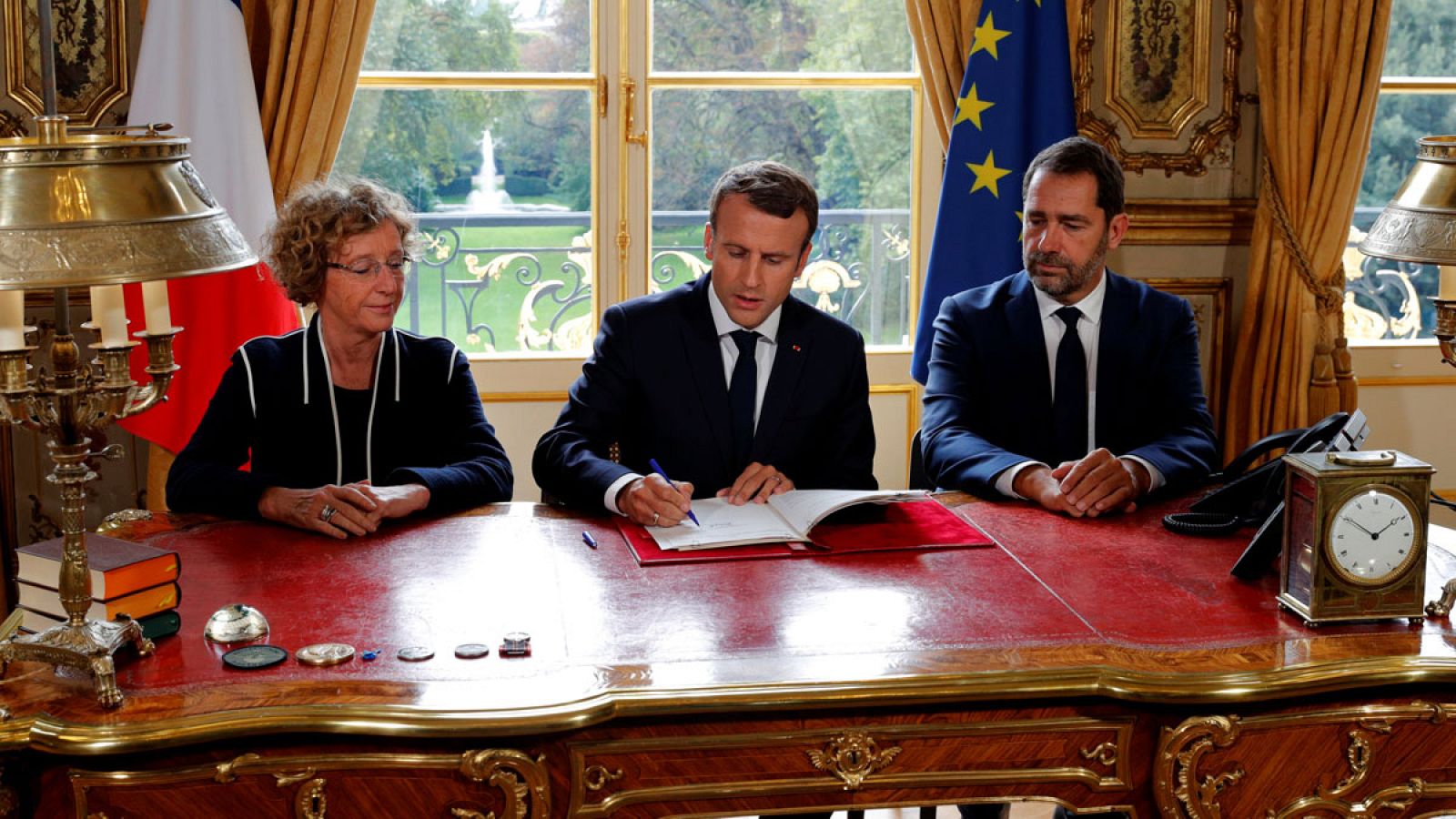 Macron firma la nueva reforma laboral francesa pese a las masivas protestas de los trabajadores