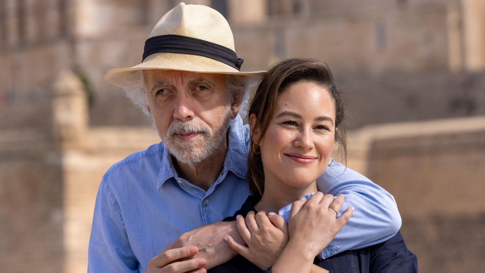 Fernando Trueba junto a Aida Folch.