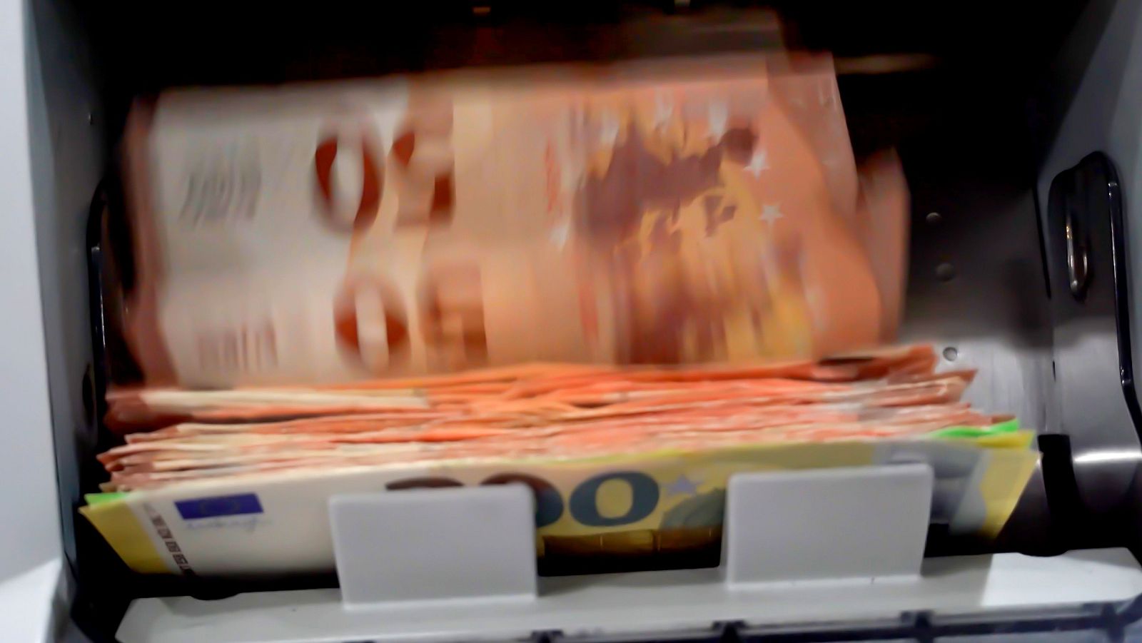 El déficit público cae al 1,92% del PIB en primer semestre, pero el del Estado crece al 2,71% hasta julio