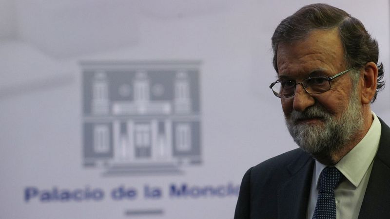 Rajoy comparecerá en el Congreso y convocará a los partidos ante la situación en Cataluña