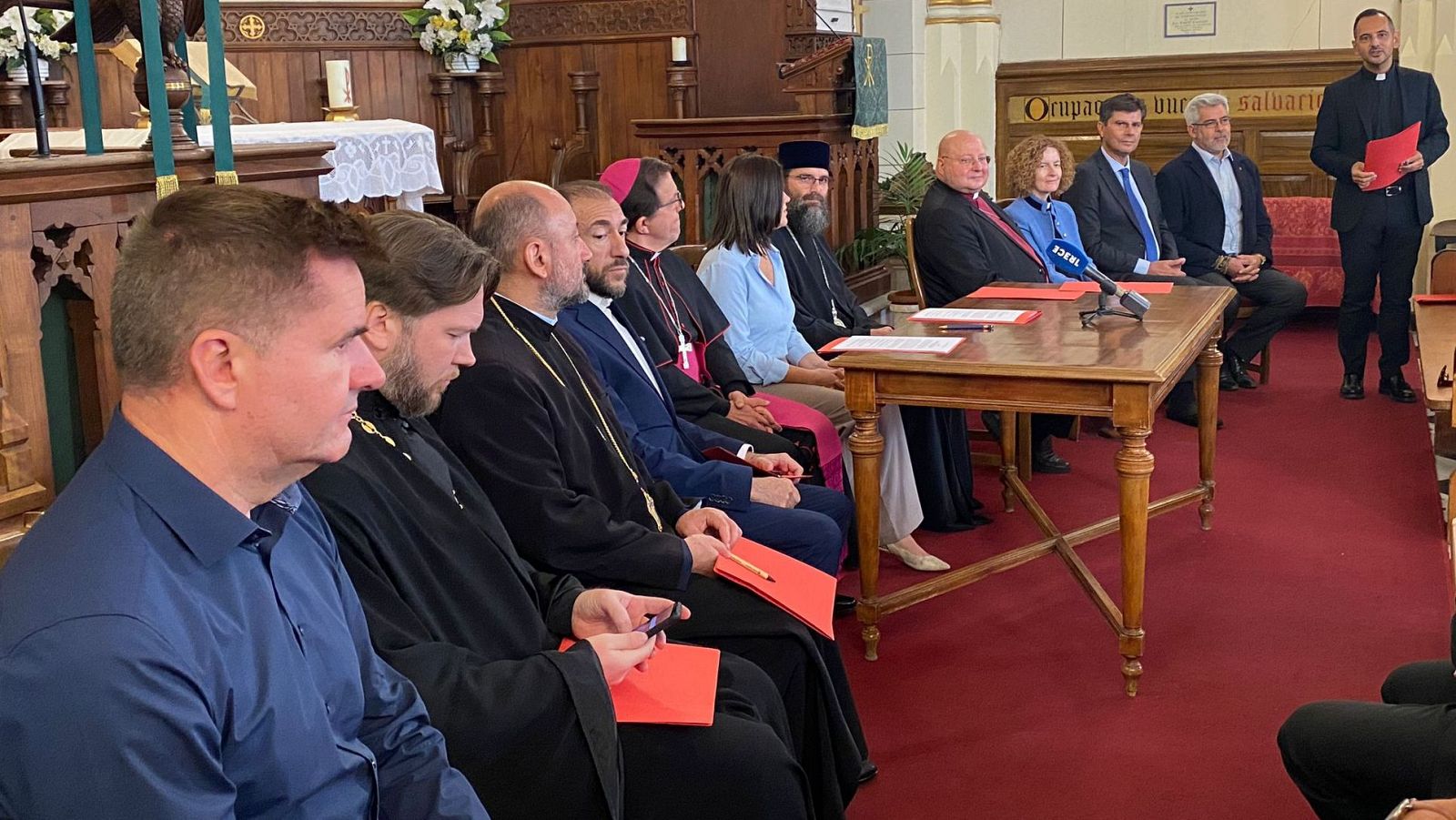 Representantes de las confesiones cristianas que forman la Mesa de Diálogo Interreligioso en España