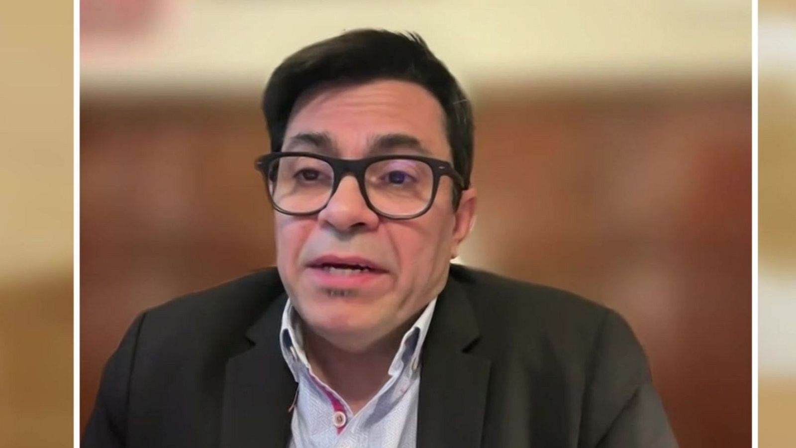 El primer secretari de la mesa del Congrés, Gerardo Pisarello, en una entrevista al Cafè d'idees