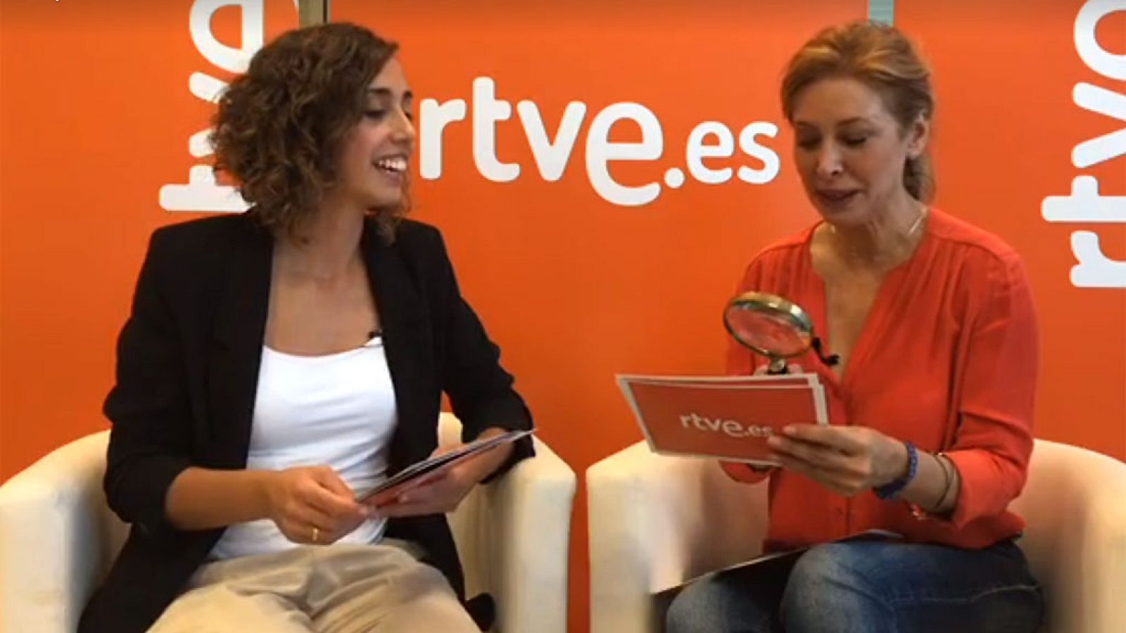 Raquel Martín y Teresa Viejo, en un momento del videoencuentro.