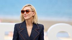 Cate Blanchett: "Recoger el Premio Donostia entre Bardem y Almodóvar es algo muy profundo para mí"