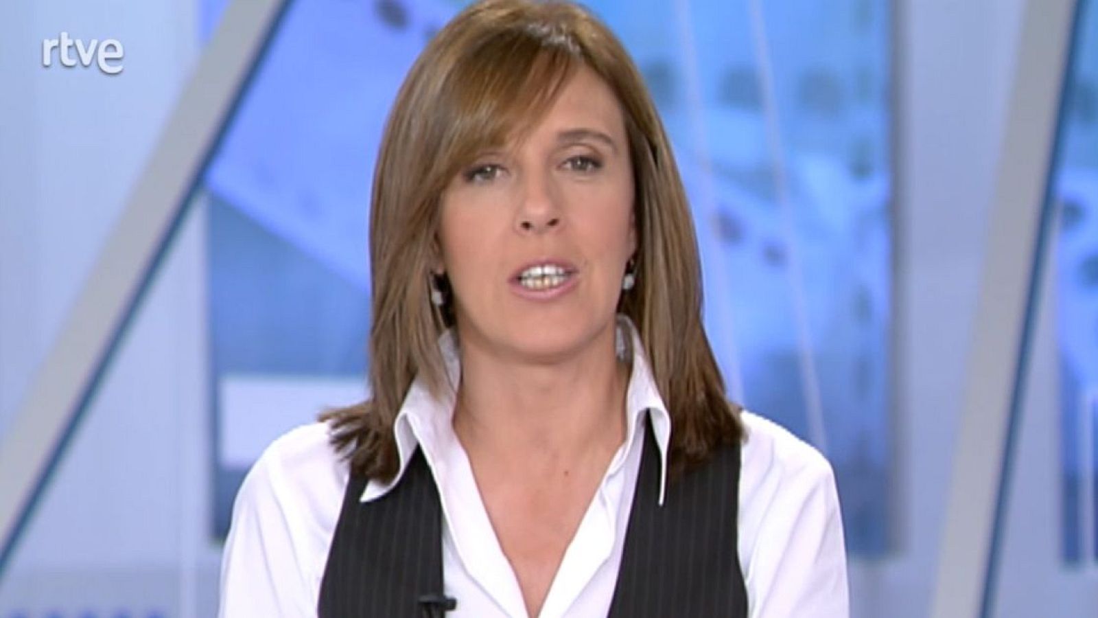 Ana Blanco presentando un telediario
