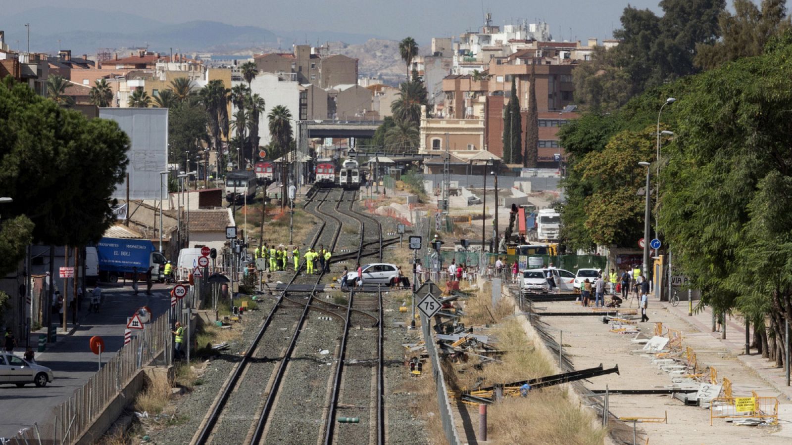 El paso a nivel de Santiago el Mayor, en Murcia, tras los actos vandálicos registrados el pasado martes
