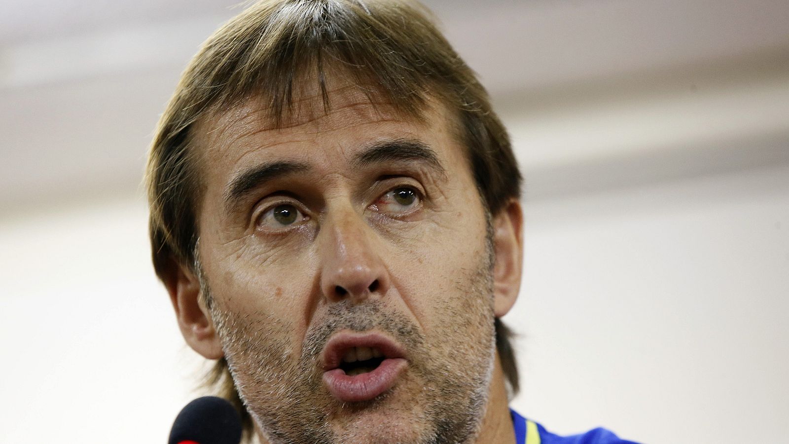 Lopetegui alaba a Busquets en su partido cien con España