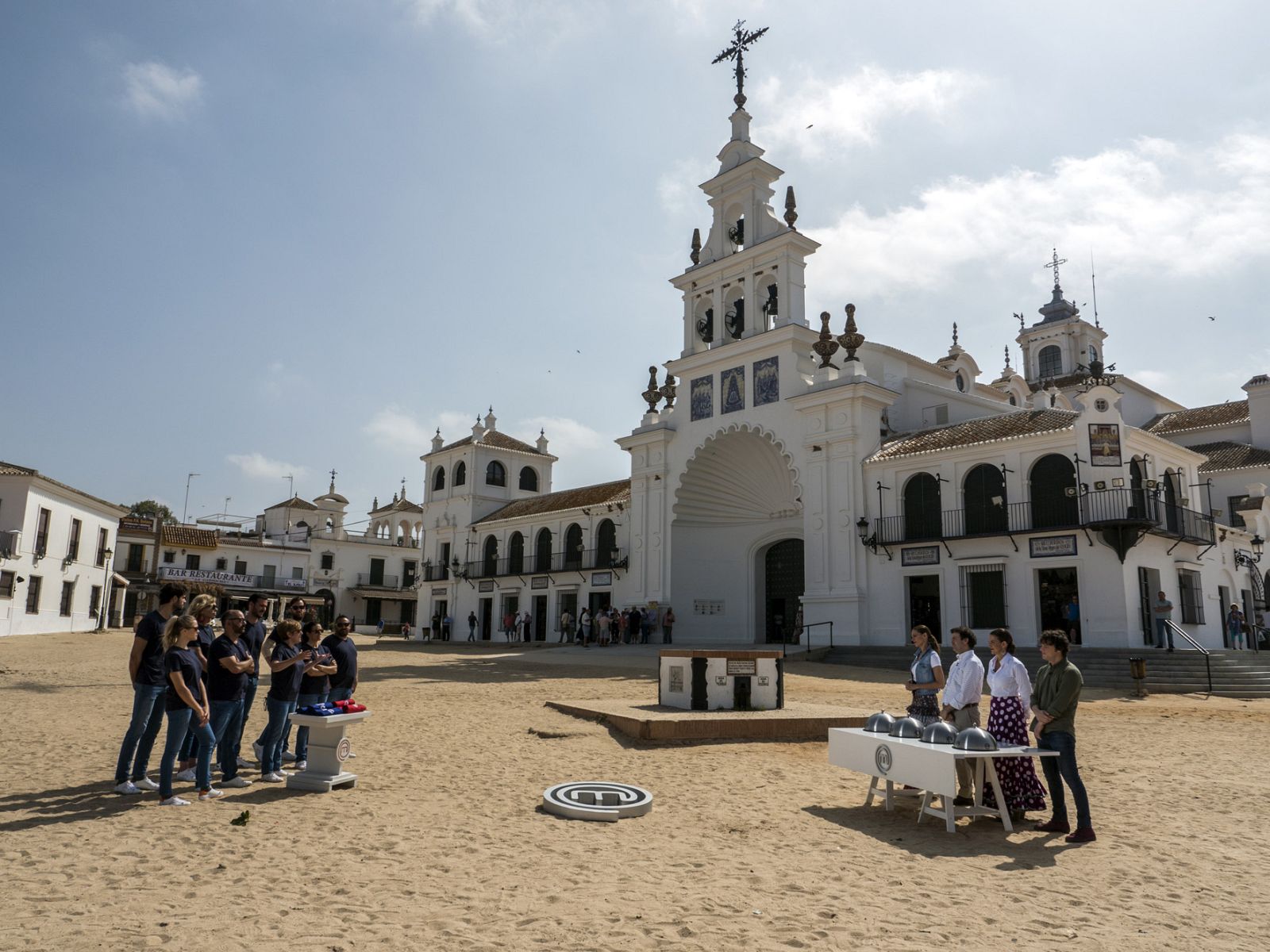 'MasterChef Celebrity' rinde homenaje al Rocío y sus peregrinos