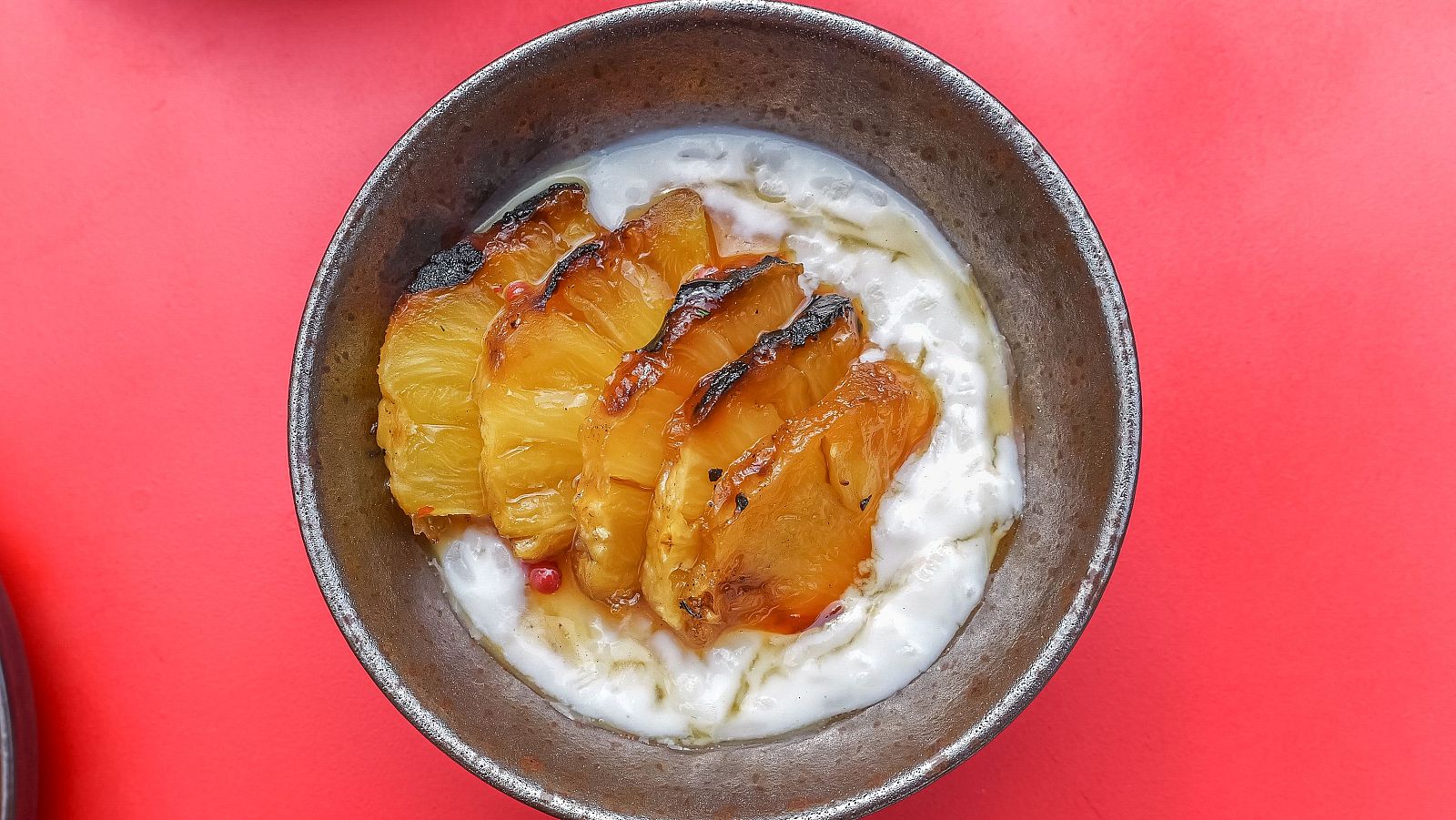 Receta de piña asada con miel y arroz con leche de MasterChef Celebrity 9