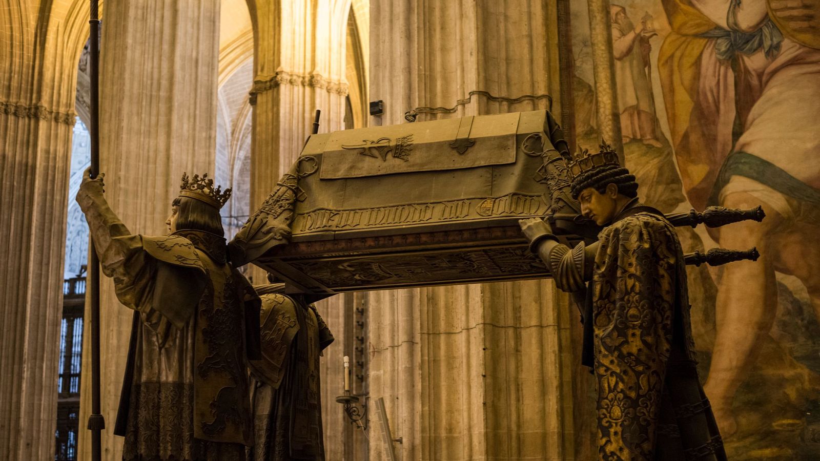 Tumba de Cristóbal Colón en la Catedral de Sevilla. ¿Dónde están verdaderamente los restos del almirante? ¿España o República Dominicana?