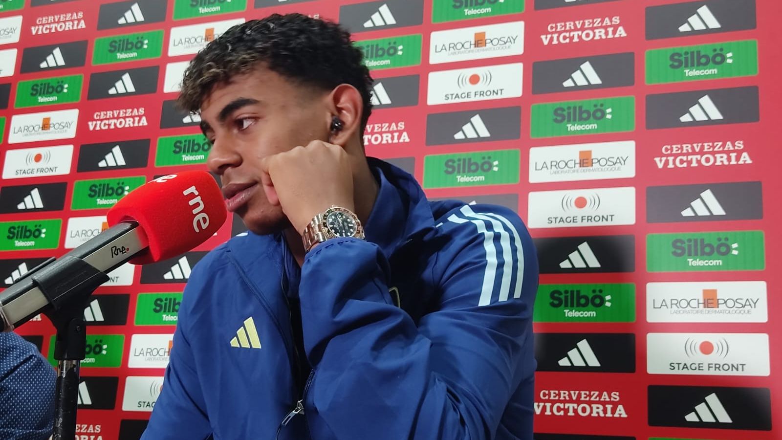 Entrevista a Lamine Yamal: "Flick nos da mucha confianza a todos"