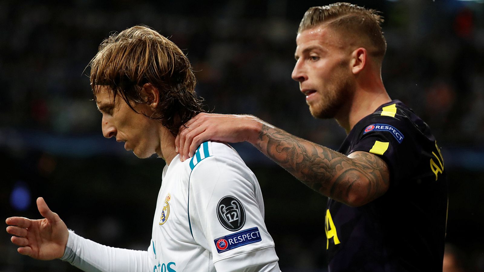 El Madrid sigue sin carburar en el Bernabéu