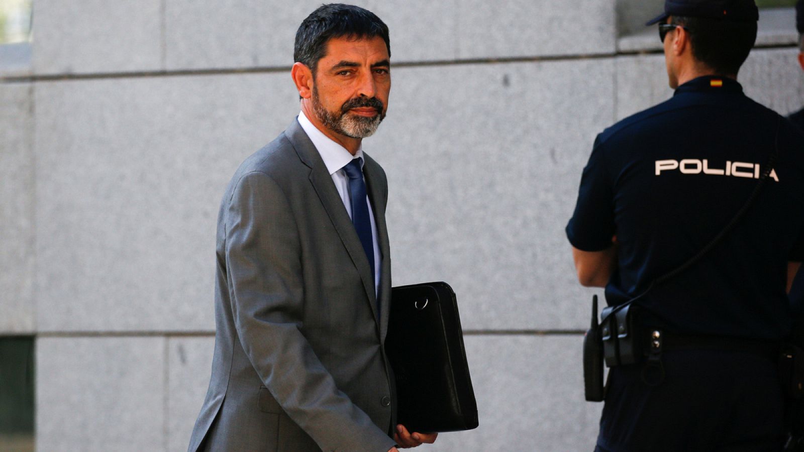 El mayor de los Mossos d'Esquadra, Josep Lluis Trapero, saliendo de la Audiencia Nacional