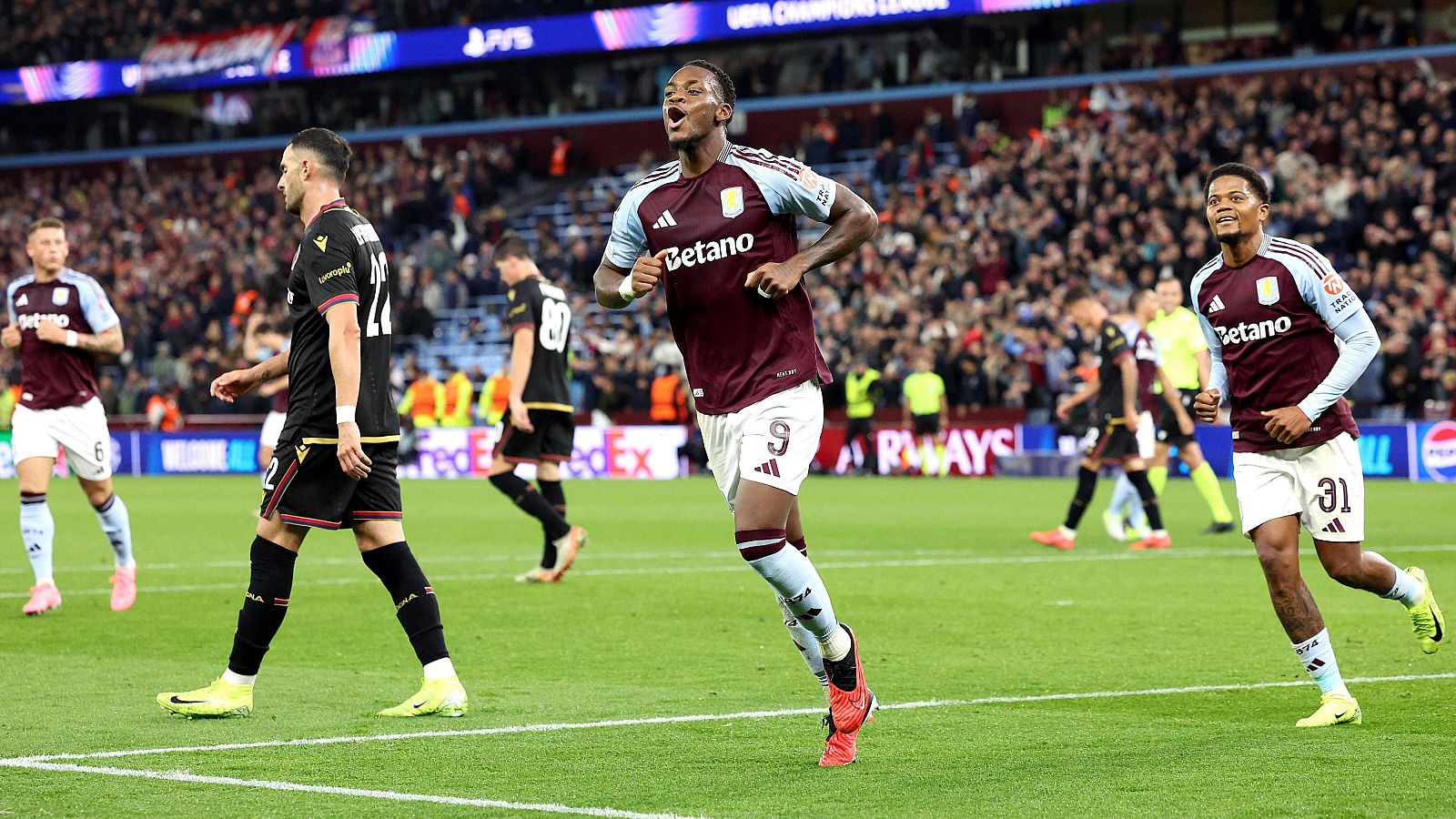 El colombiano Jhon Duran celebra el gol del Aston Villa en la jornada 3 de la Champions.