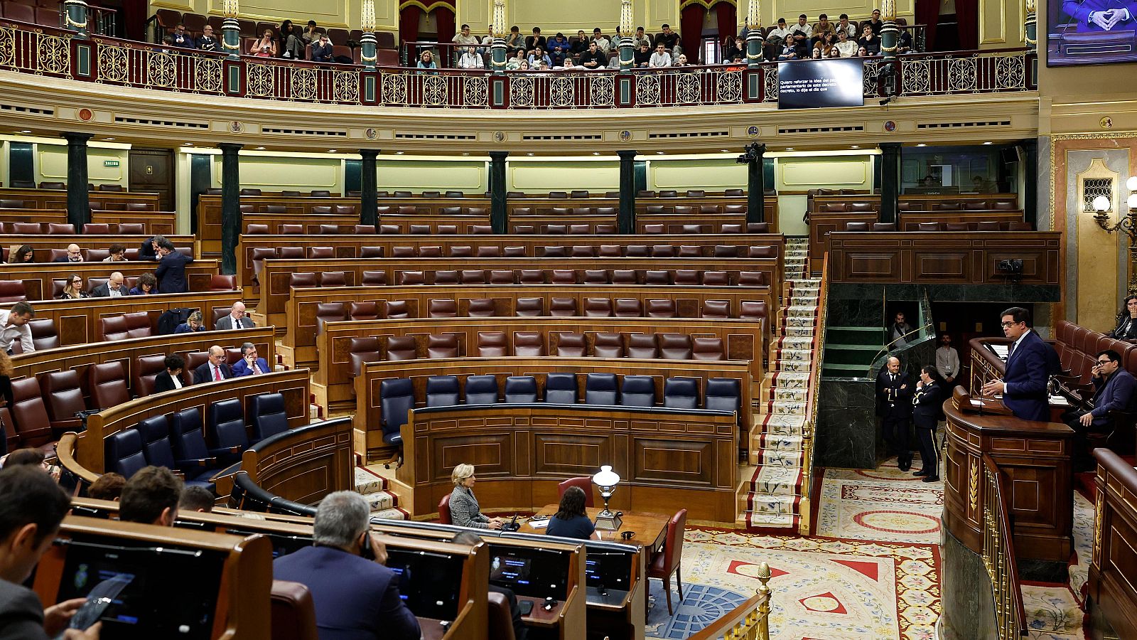 El ministro de Transformación Digital, Óscar López, defendiendo en el Congreso el real decreto sobre RTVE