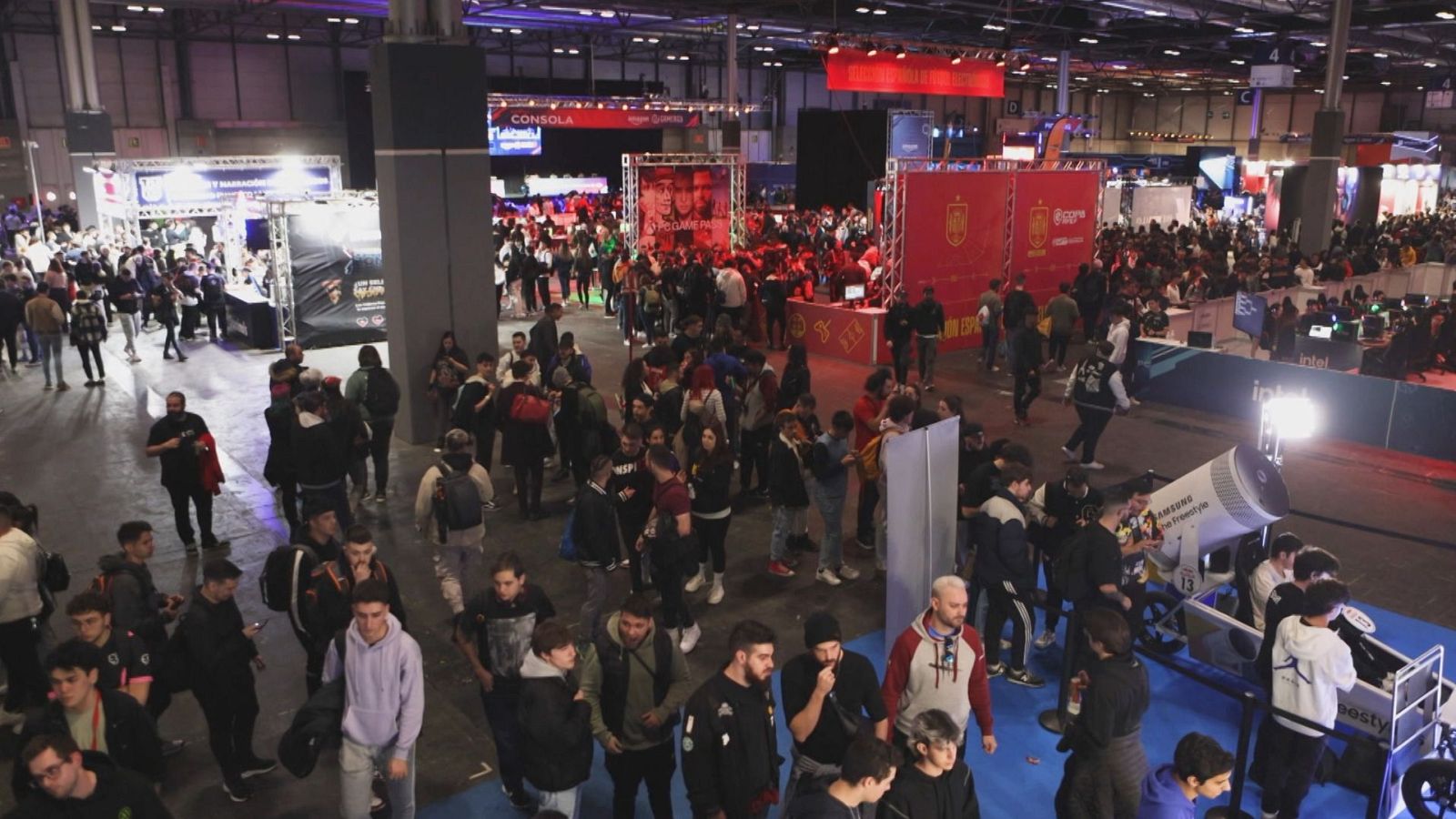 Los eventos mueven a personas de todos los lados del mundo con consecuencias sociales y medioambientales.jpg