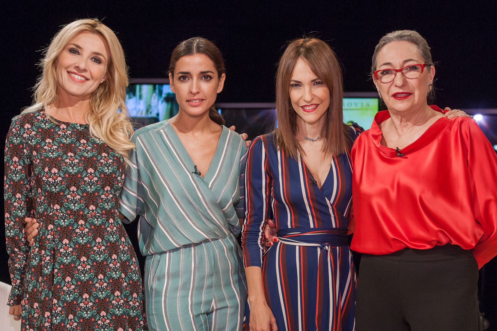 Cayetana Guillén Cuervo junto a Inma Cuesta, Paula Ortiz, y Luisa Gavasa