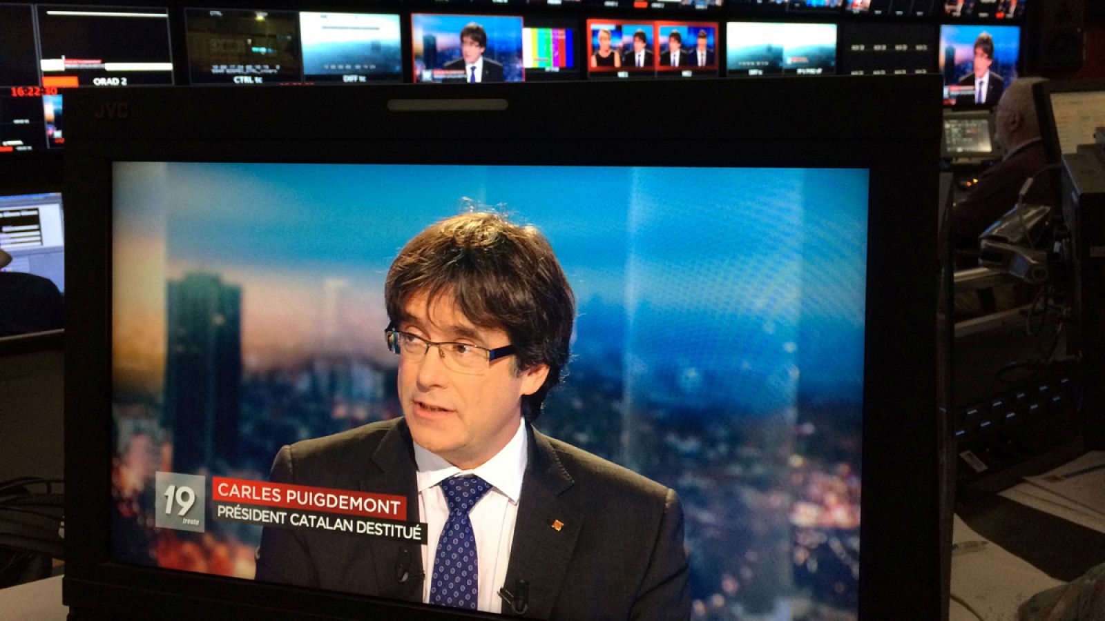 Carles Puigdemont durante la entrevista concedida a la RTBF